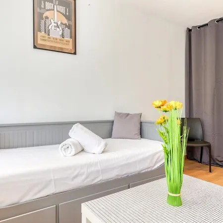 Rollin 3 Personnes Avec Netflix Au Calme ! Sotteville-lès-Rouen