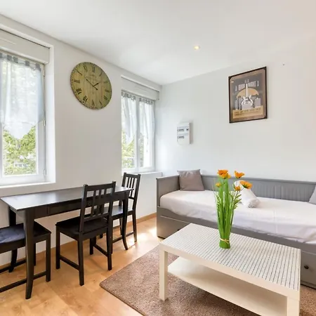 Rollin 3 Personnes Avec Netflix Au Calme ! *